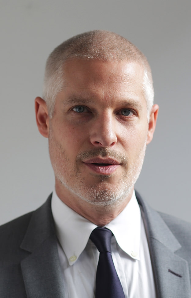 portrait of Sagi Haviv